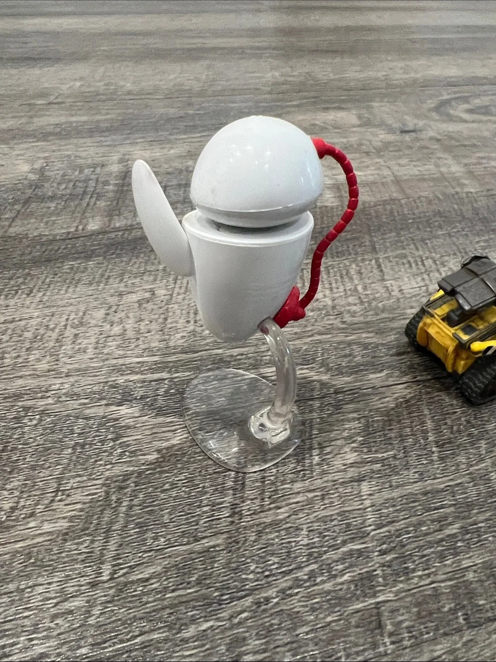 Pixar Wall-E Figurines